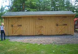 Two stall horse barn w/ tack room & water sealer